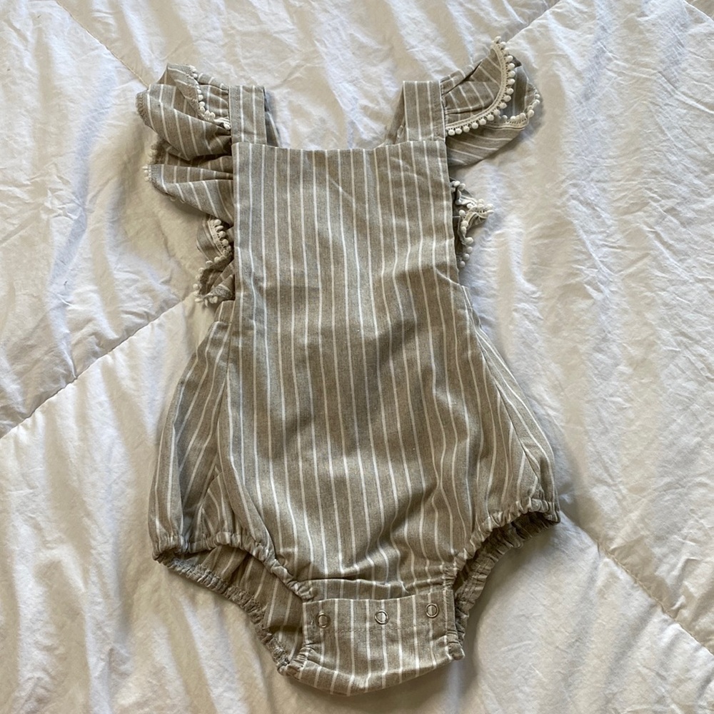 Cross back ruffle romper